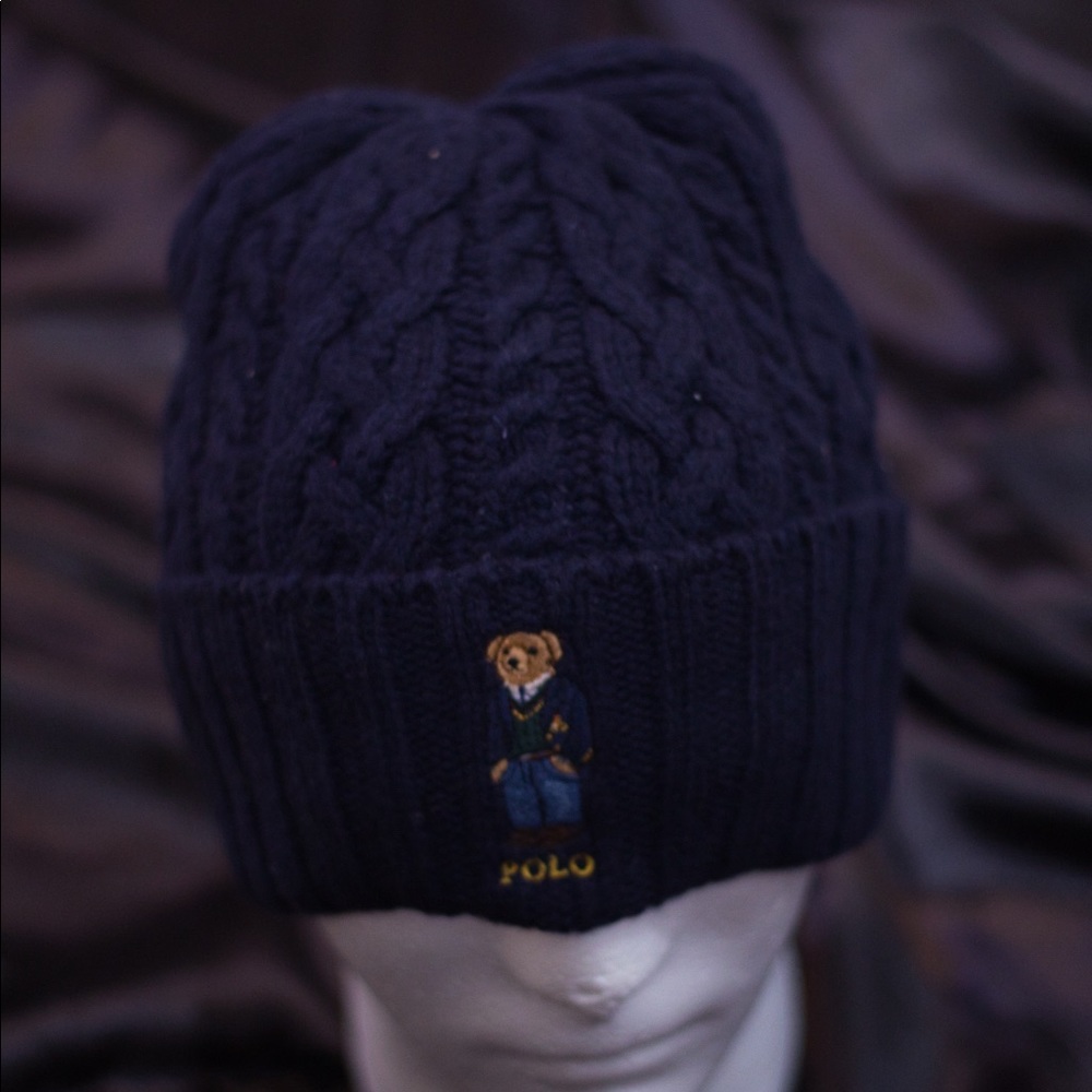 Cable knit polo hat with bear  classic item